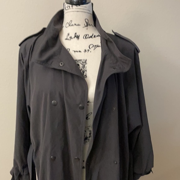 Drizzle D2 Trenchcoat - Picture 2 of 4